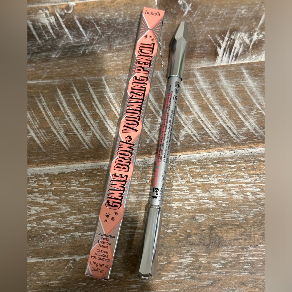 Benefit Cosmetics Gimme Brow+ Volumizing Fiber Eyebrow Pencil 4.5